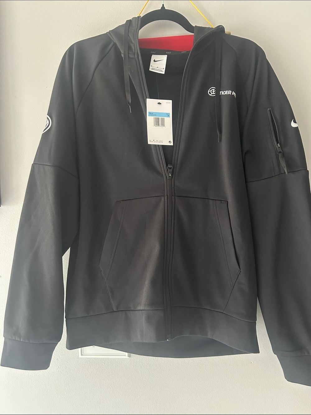 Nike Black Hooded Full-Zip Windbreaker Jacket M